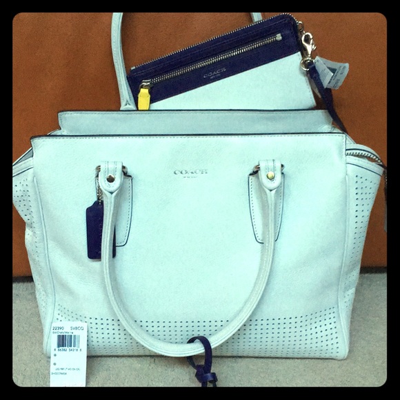 EUC COACH Legacy perforated tote